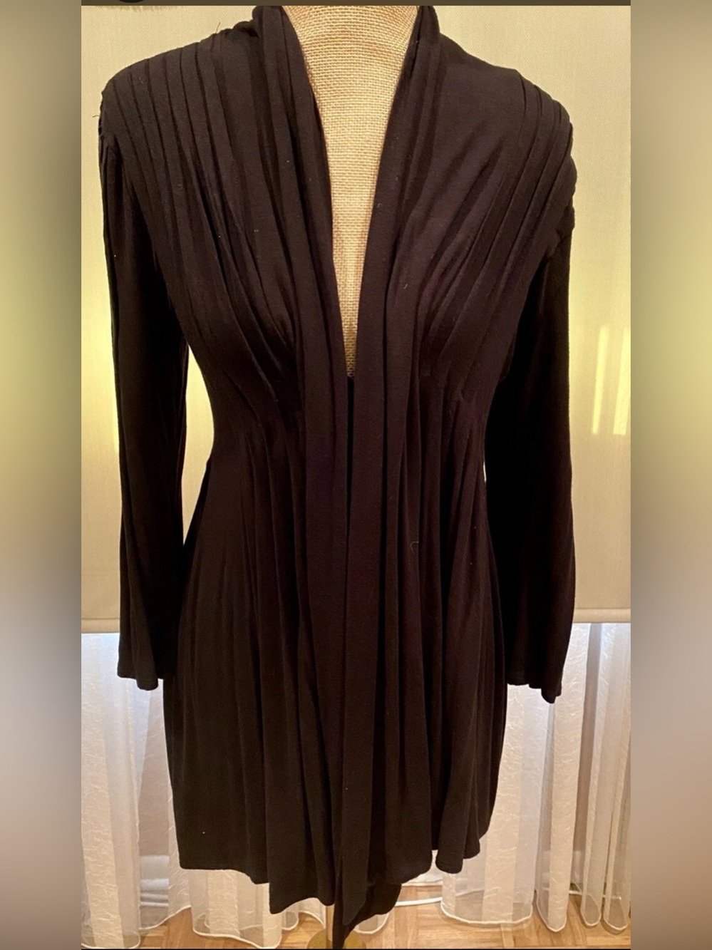Bailey 44 beautiful pleads tunic, size M/L